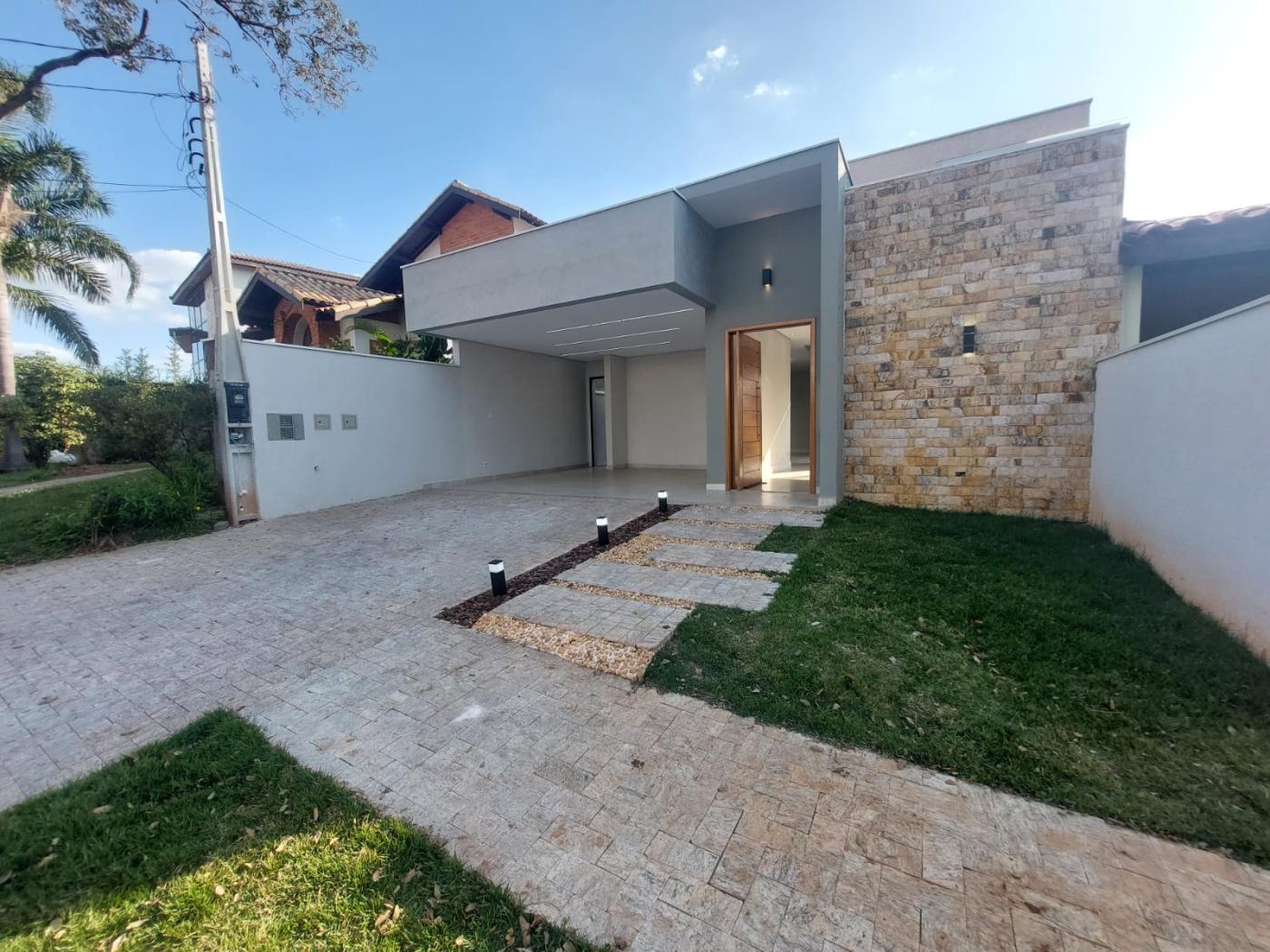 Casa à venda com 3 quartos, 4 banheiros, 4 vagas e 167m² no Bairro Granja Olga, Sorocaba — foto principal